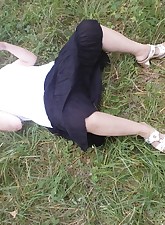 I often look for a quiet placein Natureso I can get me an orgasmits a great feelingwhen the warm wind blowing over my pussy