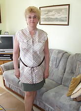This older amateur shows us the goods